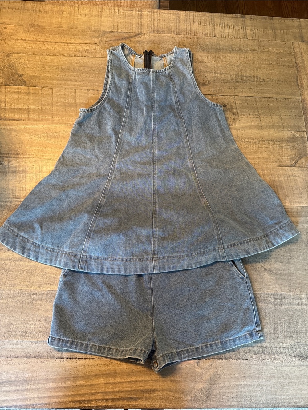 Women’s denim outfit!